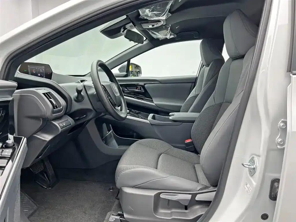 Platinum 4X 2025 Model 615 Air Edition — миниатюра 14