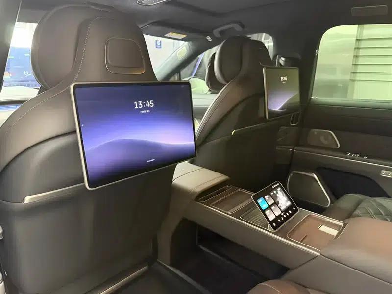 NIO ET9 2025 102kWh Signature Edition — миниатюра 14