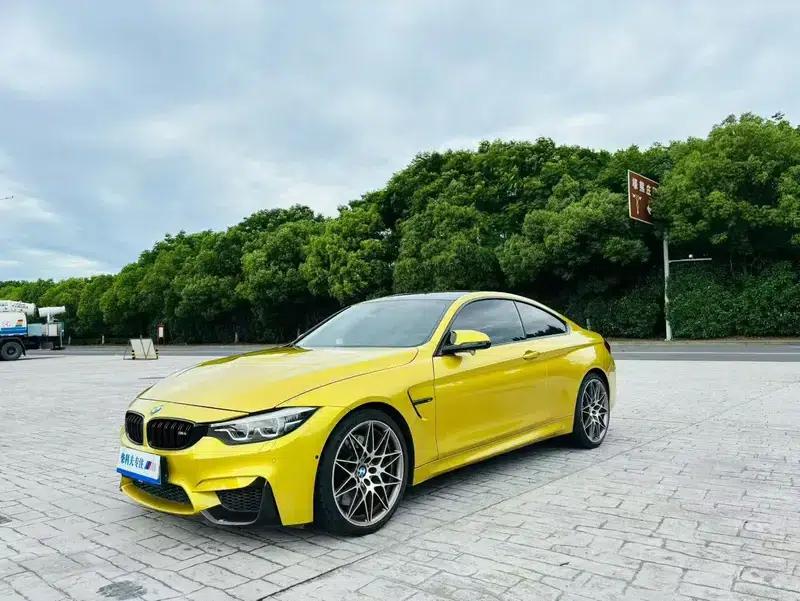 2019 BMW M4 M4 Coupe Racing Edition — миниатюра 1