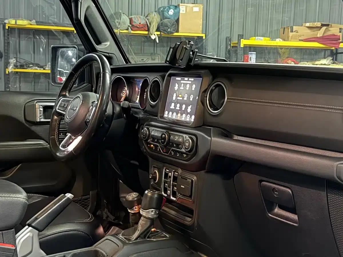 2019 Jeep Wrangler 2.0T Sahara 4-Door Version (China VI Emission Standard) — миниатюра 13
