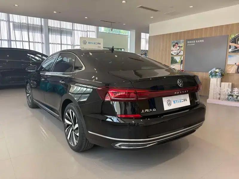 2025 Volkswagen Passat Outstanding Edition 380TSI Dragon Edition — миниатюра 4