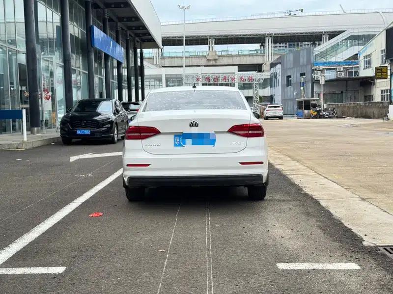 2019 Volkswagen Lavida 1.5L Automatic Fashion Edition (National VI Emission Standard) — миниатюра 5