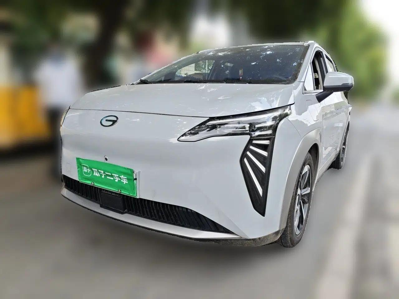 AION Y 2023 Plus 610 Smart Edition Lithium Iron Phosphate — миниатюра 1