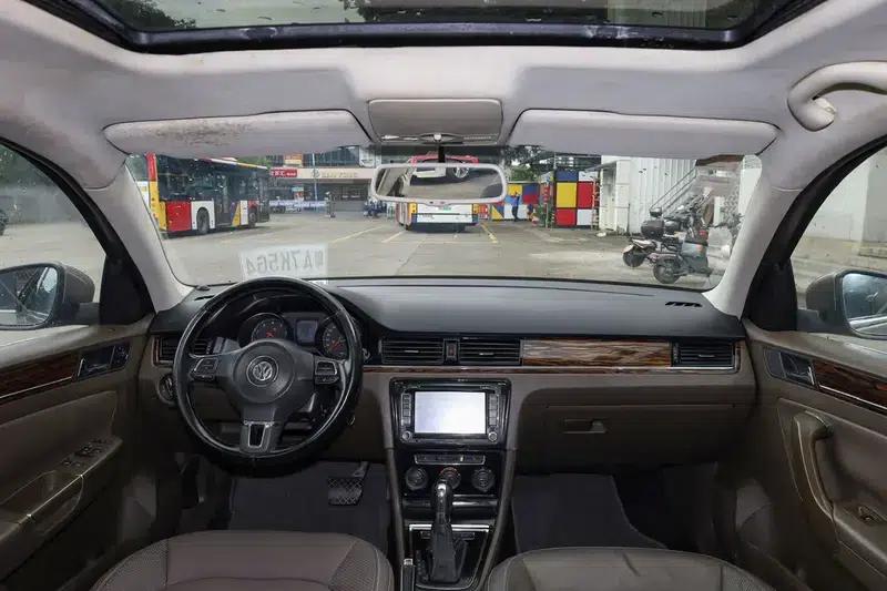 2012 Volkswagen Bora 1.6L Automatic Comfort Model — миниатюра 21