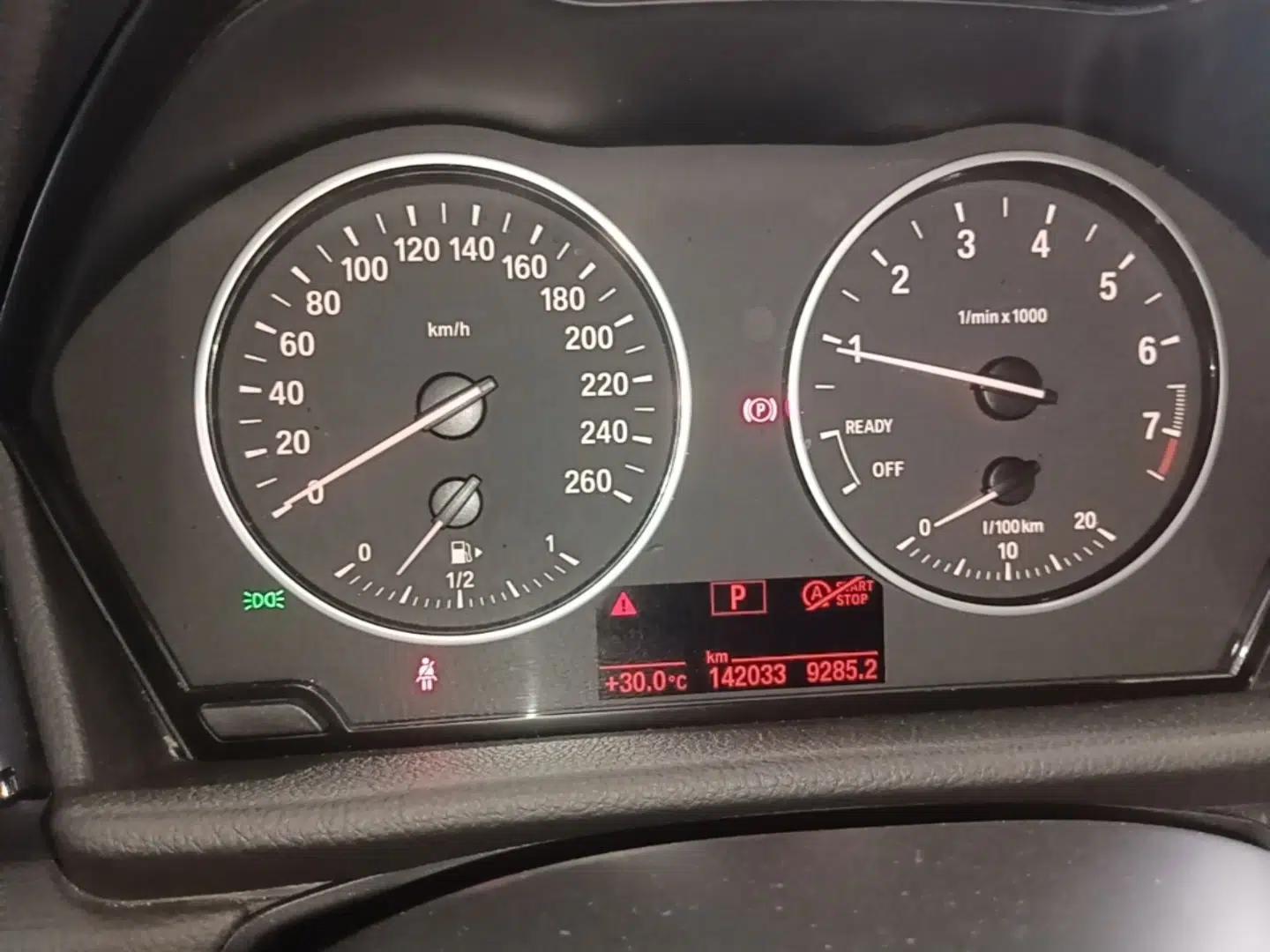 BMW 2 Series Gran Tourer 2015 218i Leading Model — миниатюра 14