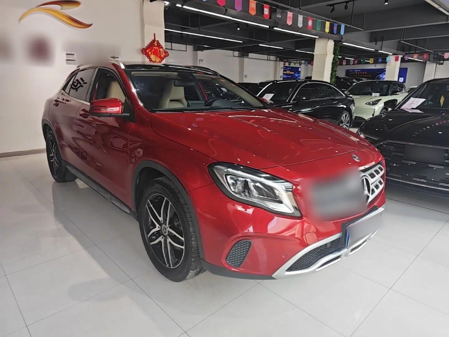 Mercedes-Benz GLA 2017 GLA 200 Fashion Model — миниатюра 3