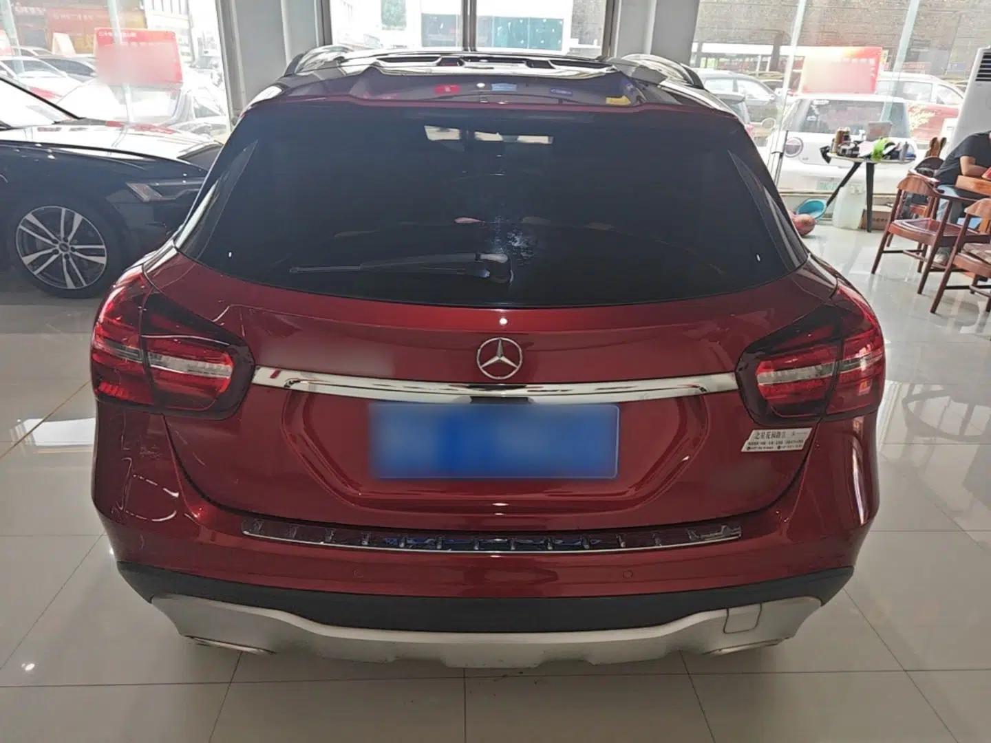 Mercedes-Benz GLA 2017 GLA 200 Fashion Model — миниатюра 5