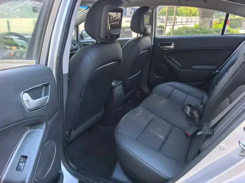 Kia K3 2013 1.6L Automatic GLS — миниатюра 14