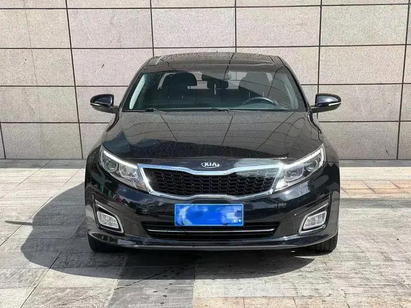 Kia K5 2012 2.0L Automatic DLX — миниатюра 2