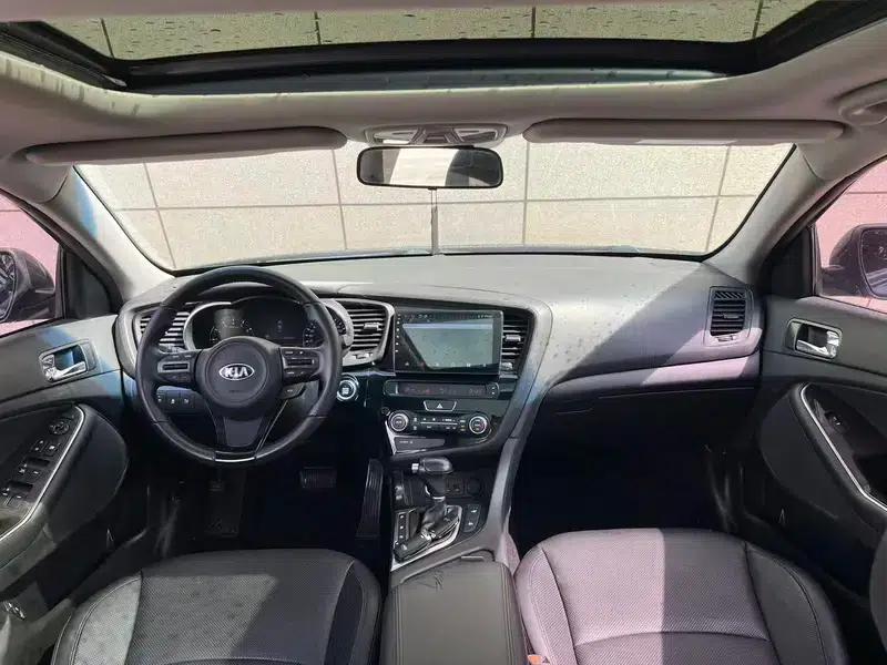 Kia K5 2012 2.0L Automatic DLX — миниатюра 6