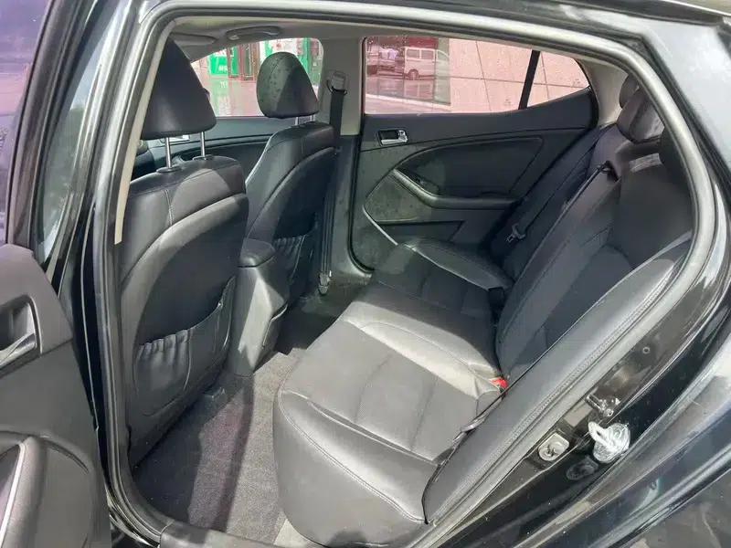 Kia K5 2012 2.0L Automatic DLX — миниатюра 9