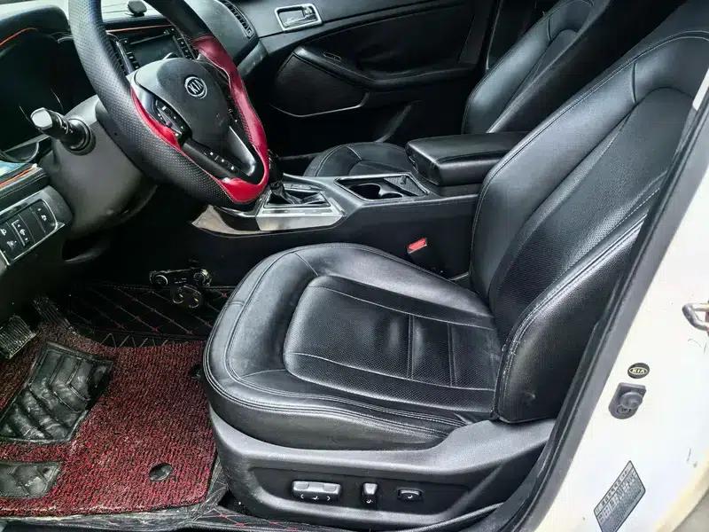 Kia K5 2011 2.0L Automatic GL — миниатюра 12