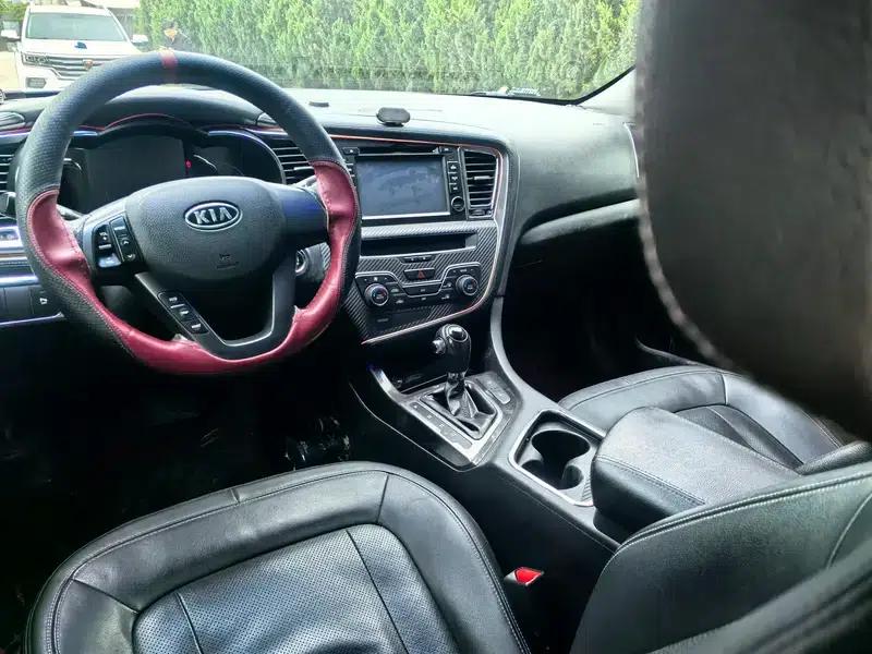 Kia K5 2011 2.0L Automatic GL — миниатюра 9