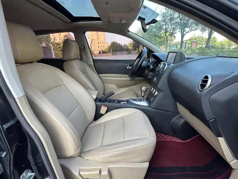 Nissan Qashqai 2012 2.0XV CVT 2WD — миниатюра 8