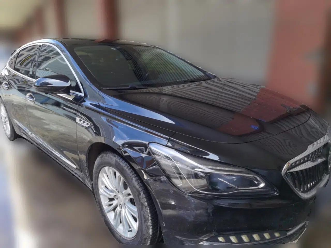 Buick LaCrosse 2018 20T Elite Edition — миниатюра 3