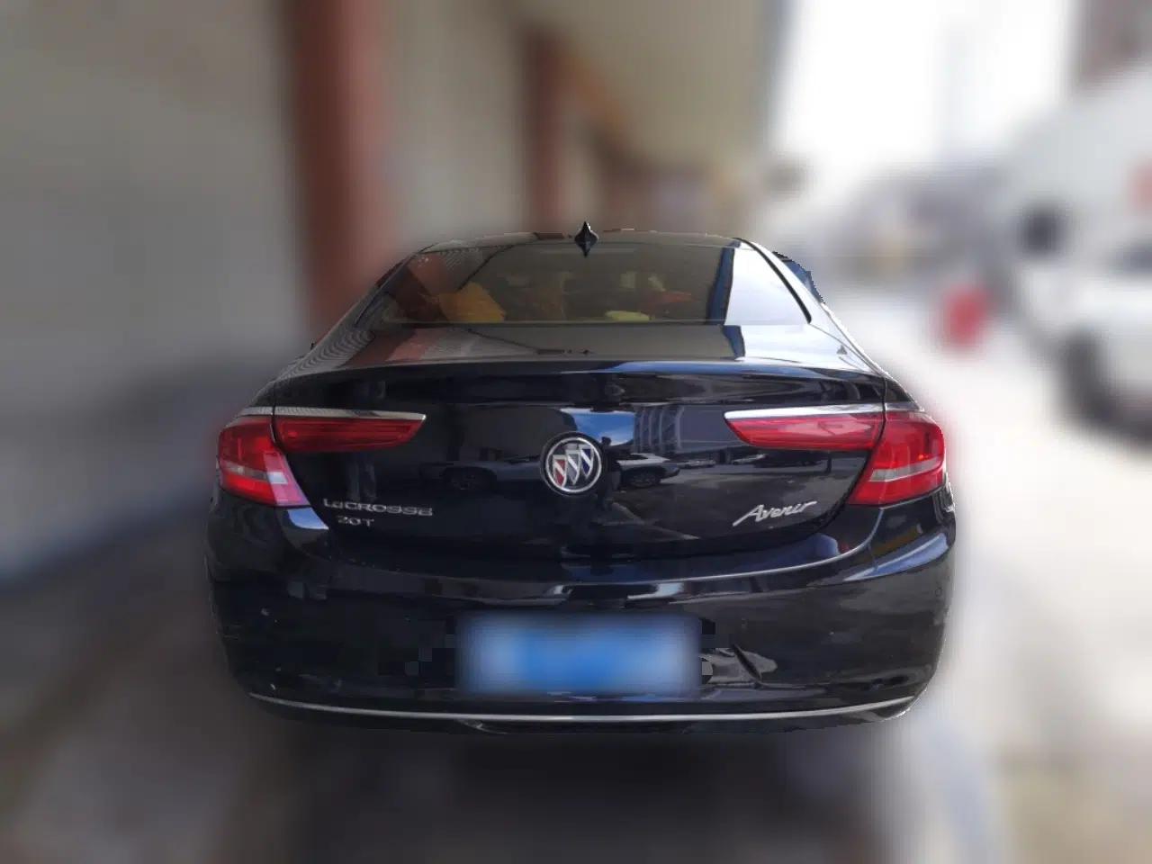 Buick LaCrosse 2018 20T Elite Edition — миниатюра 5