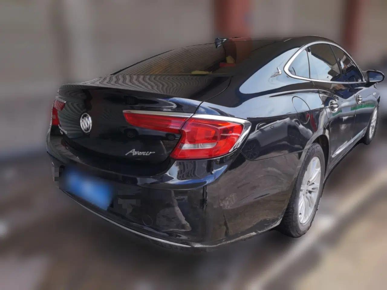 Buick LaCrosse 2018 20T Elite Edition — миниатюра 6