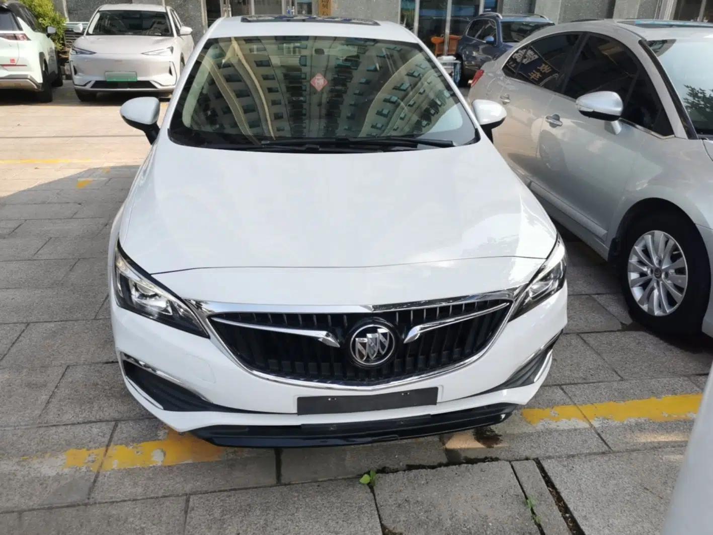 Buick Verano 2018 Sedan 20T Dual-Clutch Leading Model — миниатюра 2