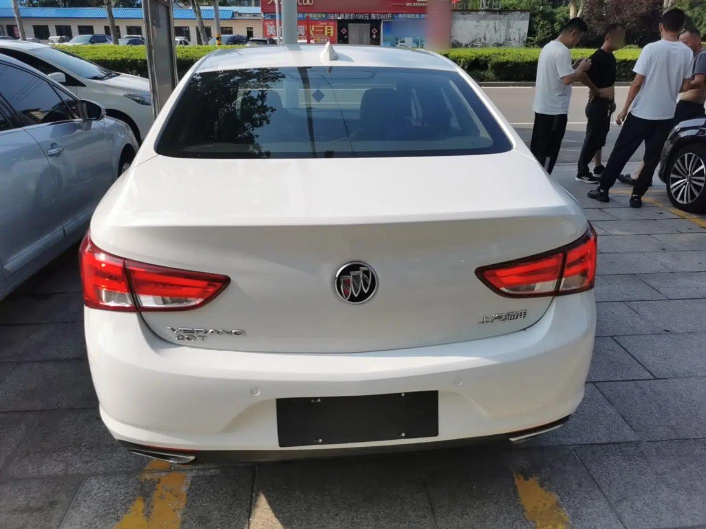 Buick Verano 2018 Sedan 20T Dual-Clutch Leading Model — миниатюра 5