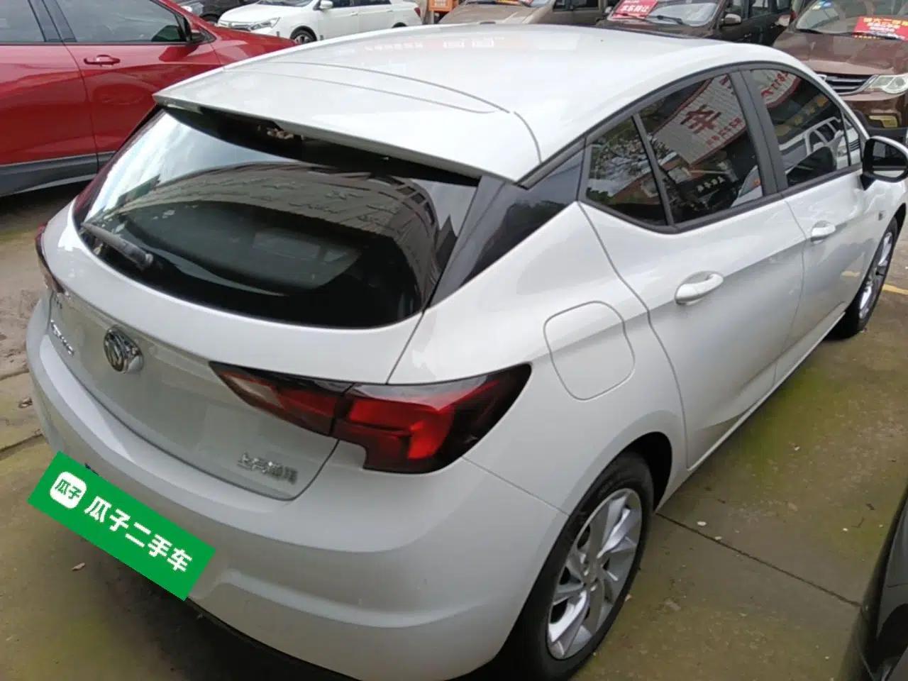 Buick Verano 2016 Hatchback 15S Automatic Ambition Model — миниатюра 6