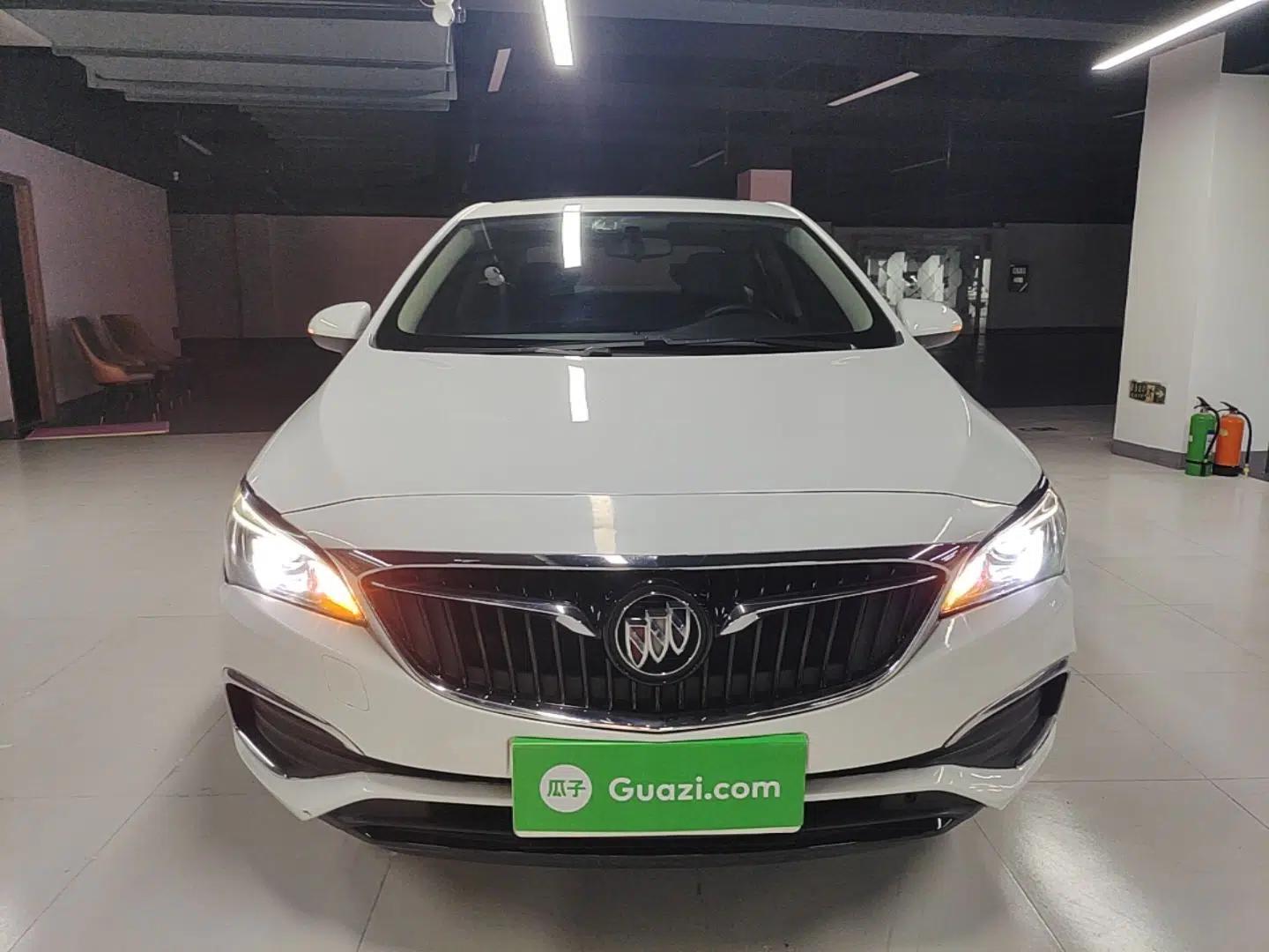 Buick Verano 2019 Sedan 20T Dual-Clutch Leading Model — миниатюра 2