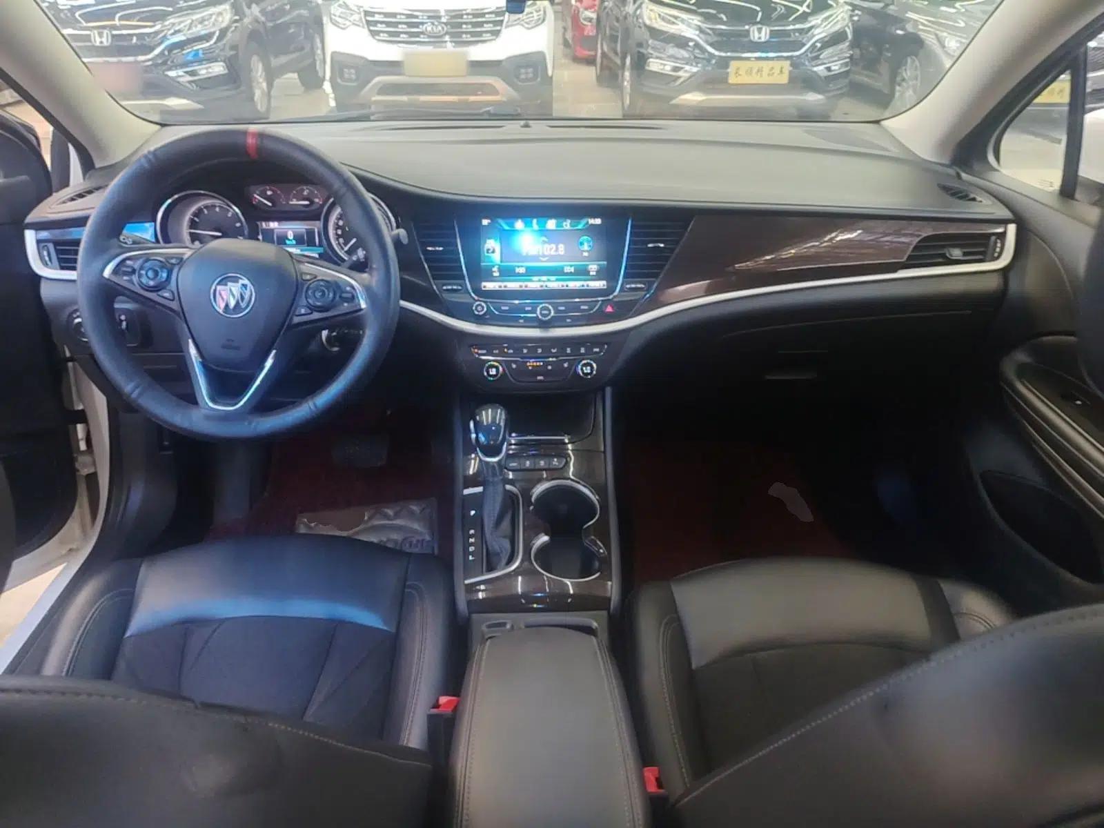 Buick Verano 2018 Sedan 20T Dual-Clutch Elite Model — миниатюра 17