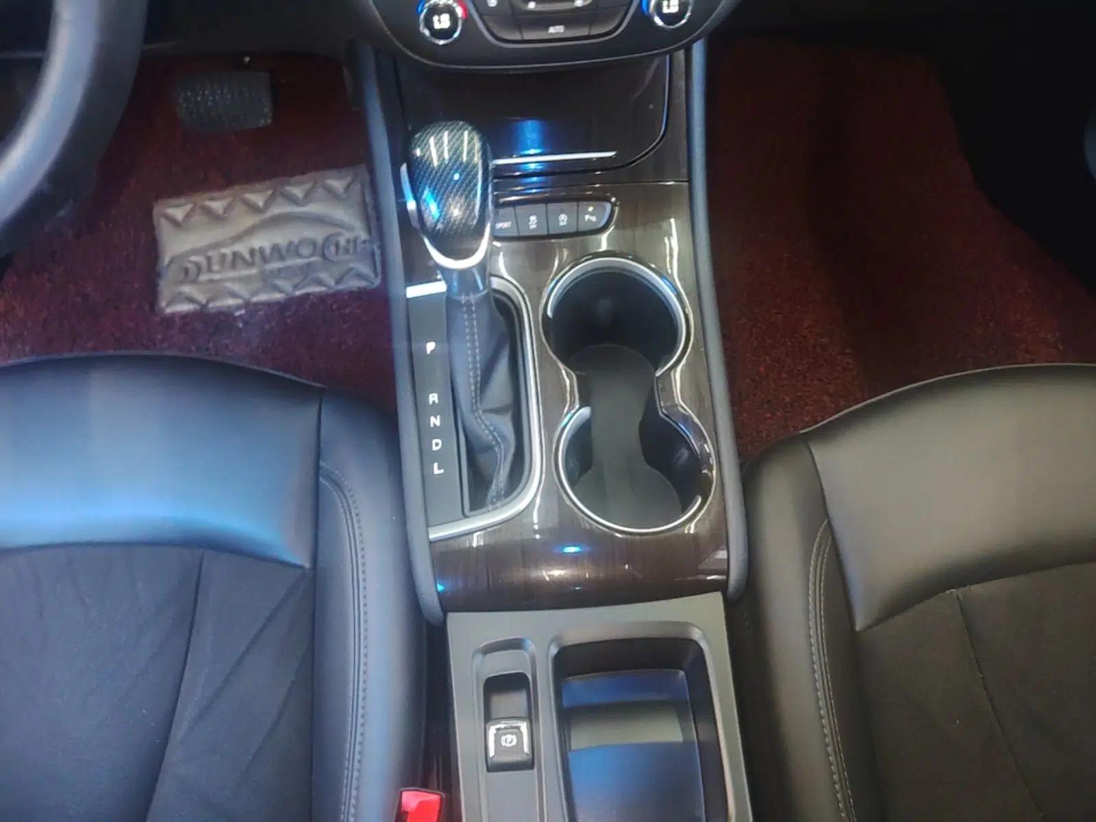 Buick Verano 2018 Sedan 20T Dual-Clutch Elite Model — миниатюра 21
