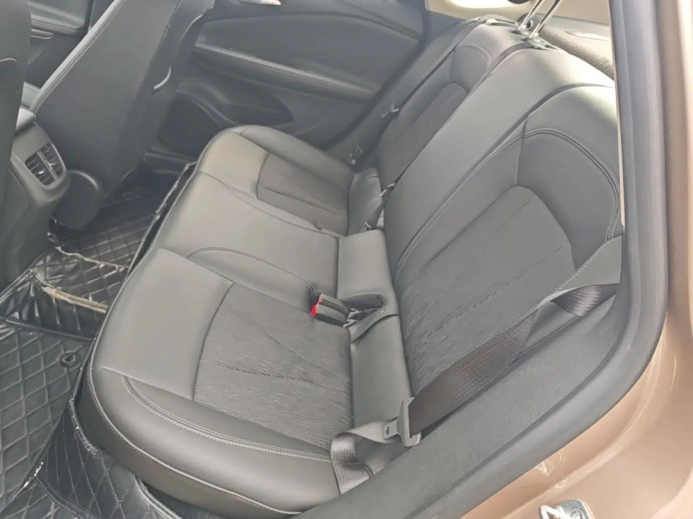 Buick Verano 2018 Sedan 20T Dual-Clutch Leading Model — миниатюра 20