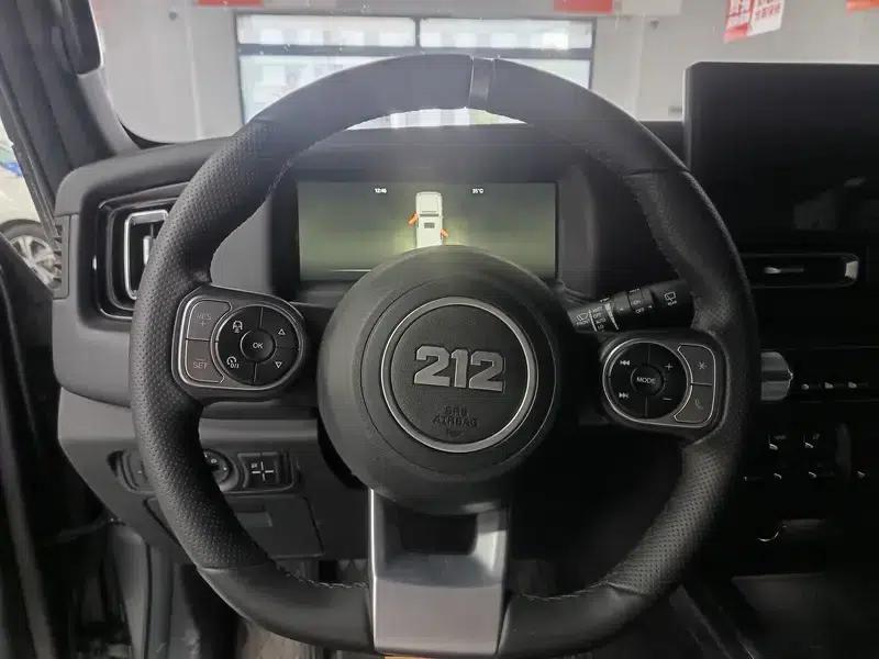 212 T01 2024 Explorer 2.0T — миниатюра 13