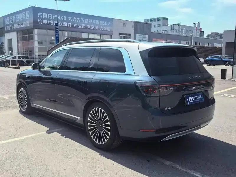 Wenjie M9 2024 Extended Range Ultra 5-Seater — миниатюра 5