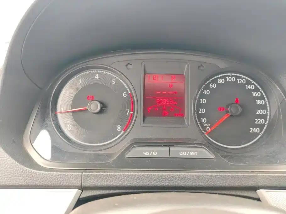 Jetta VA3 2019 1.5L Automatic Enjoy Edition — миниатюра 14