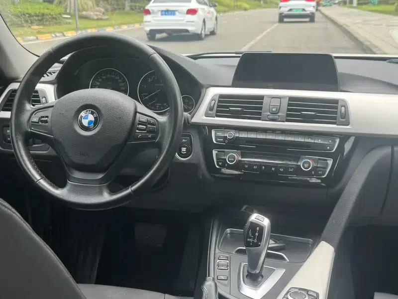 2016 BMW 3 Series 320Li Fashion Edition — миниатюра 14