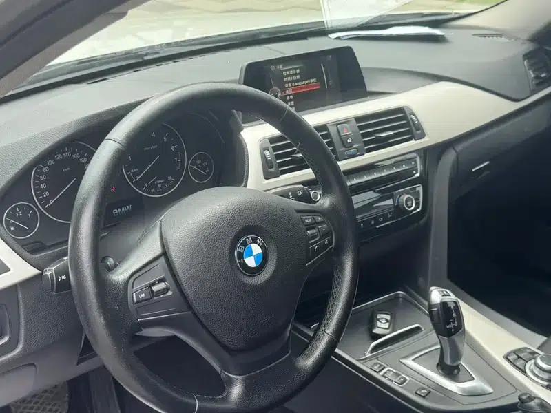 2016 BMW 3 Series 320Li Fashion Edition — миниатюра 16