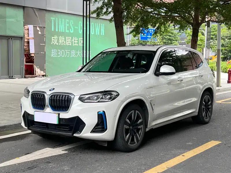 BMW iX3 2022 Leading Edition — миниатюра 1