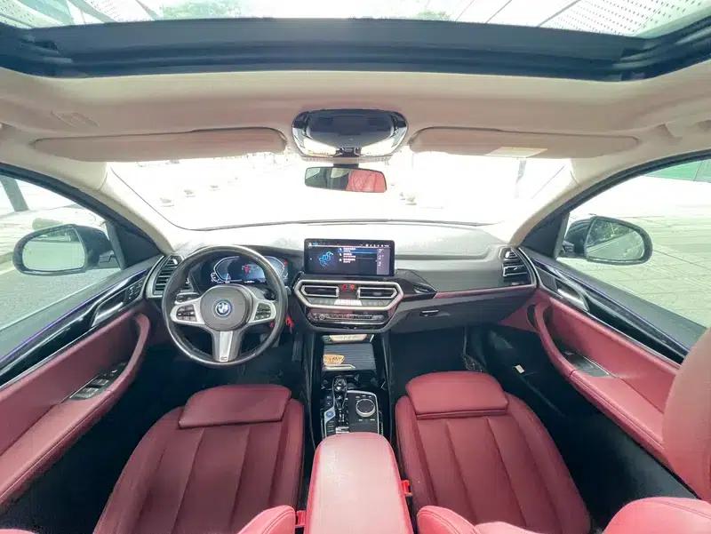 BMW iX3 2022 Leading Edition — миниатюра 26