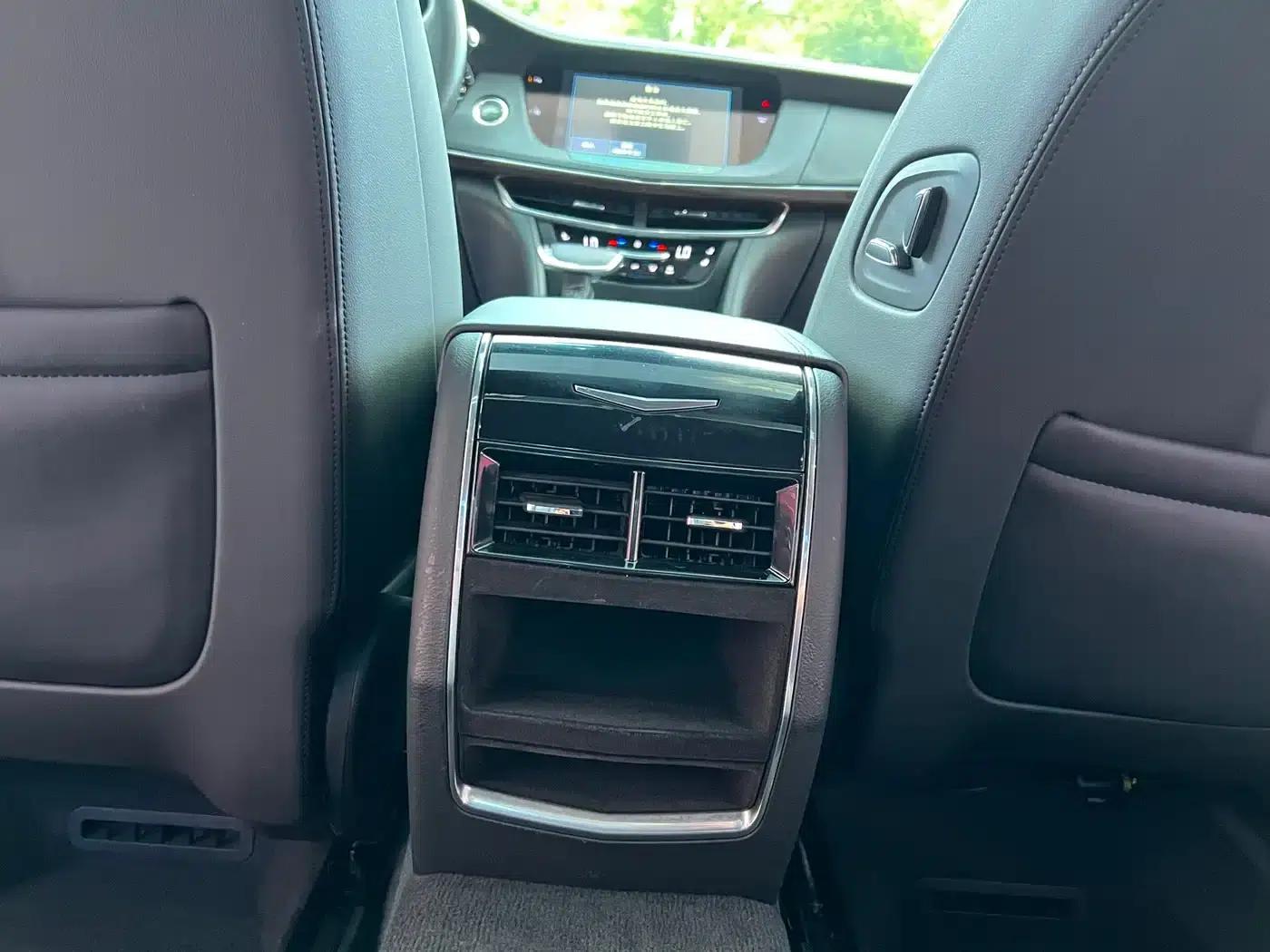 2017 Cadillac CT6 28T Elite — миниатюра 20