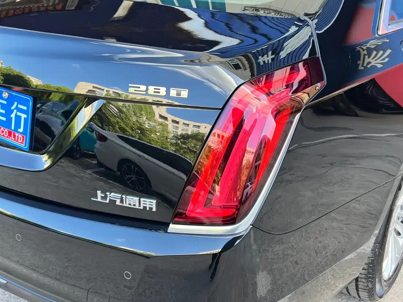 2017 Cadillac CT6 28T Elite — миниатюра 10