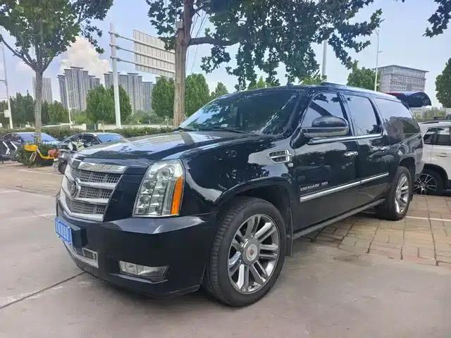 2013 Cadillac Escalade 6.2L ESV Platinum Edition Extended Wheelbase