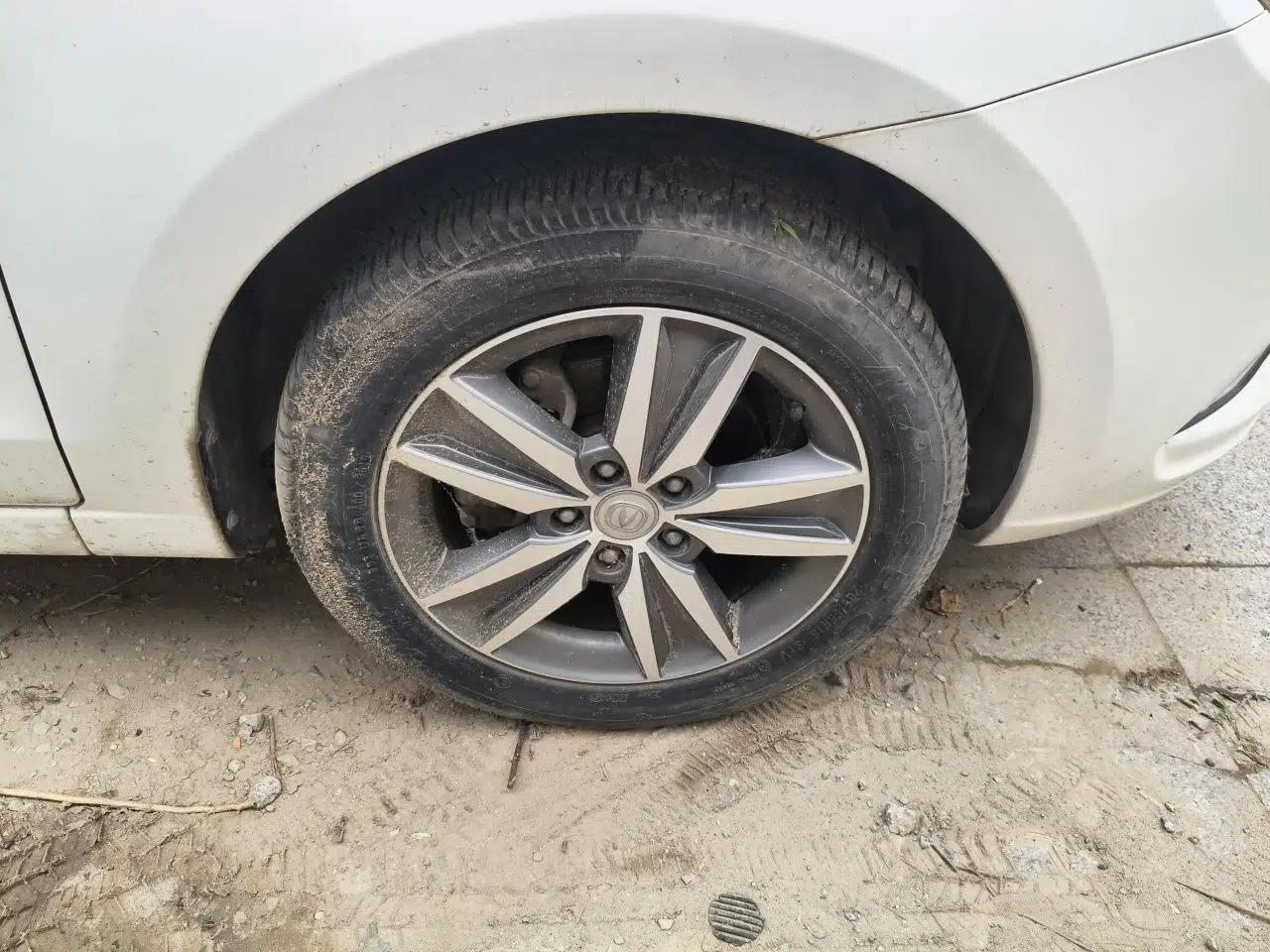 CHANGAN Eado 2016 1.6L Manual Fashion Edition — миниатюра 8