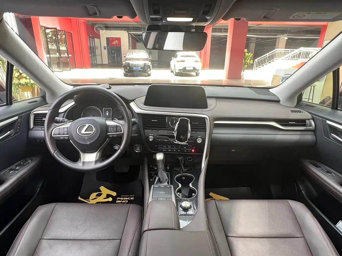 Lexus RX 2020 Facelift 300 AWD Elegant Edition — миниатюра 11