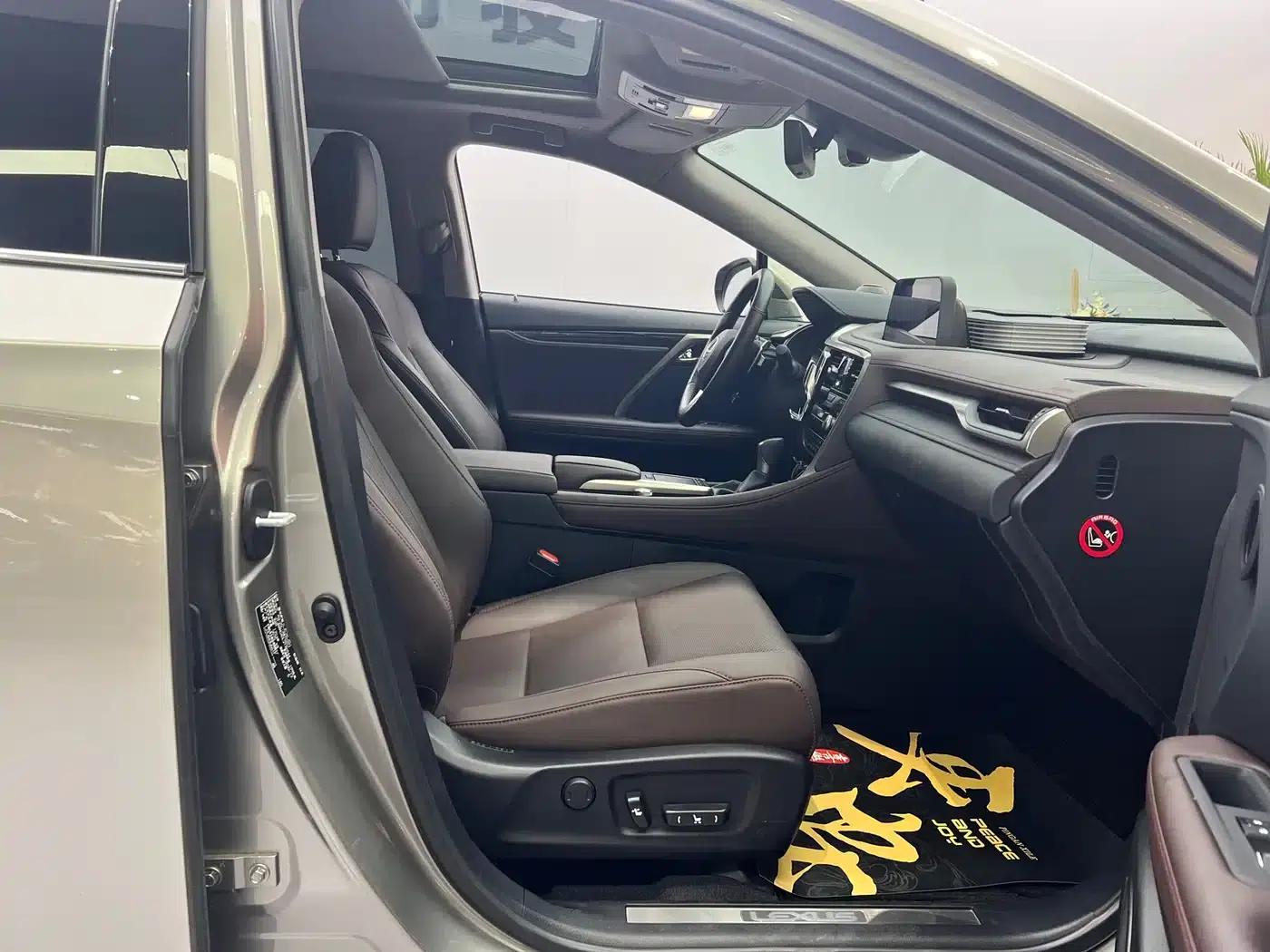 Lexus RX 2020 Facelift 300 AWD Elegant Edition — миниатюра 15
