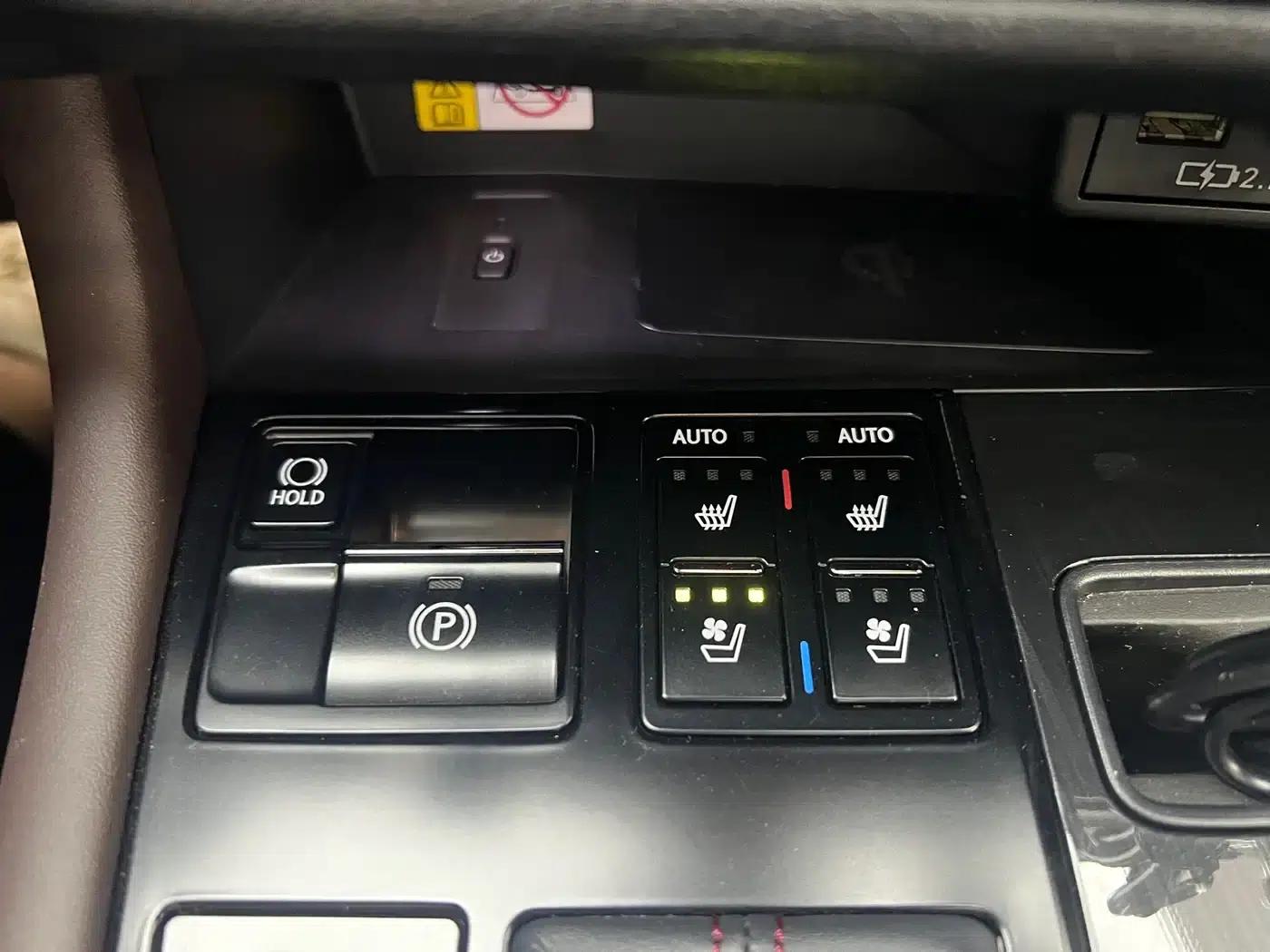 Lexus RX 2020 Facelift 300 AWD Elegant Edition — миниатюра 7