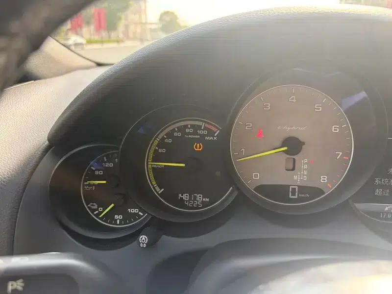 Cayenne E-Hybrid 2015 Cayenne S E-Hybrid 3.0T — миниатюра 10