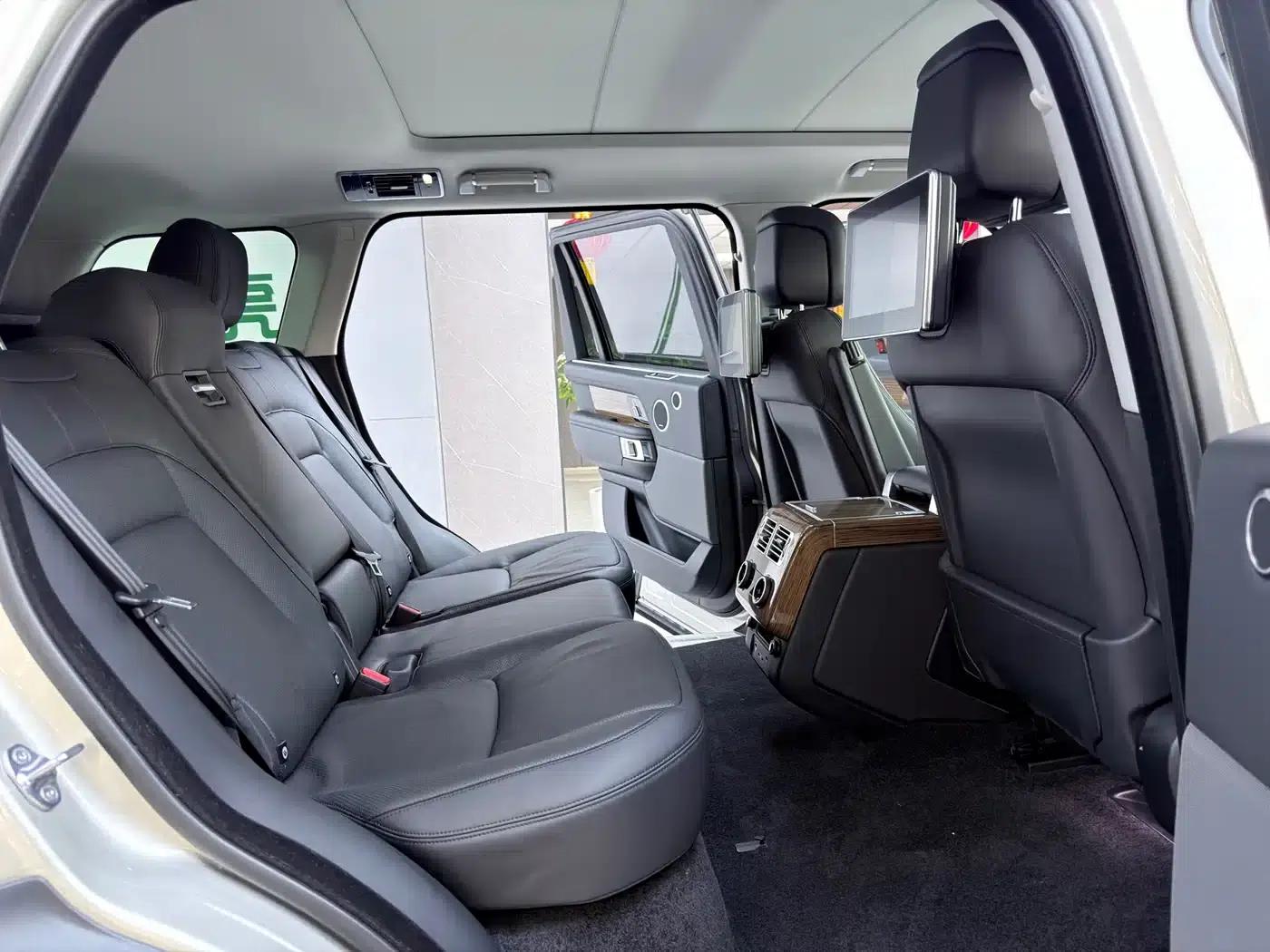 Range Rover 2019 3.0 SC V6 Legendary Long Wheelbase — миниатюра 13