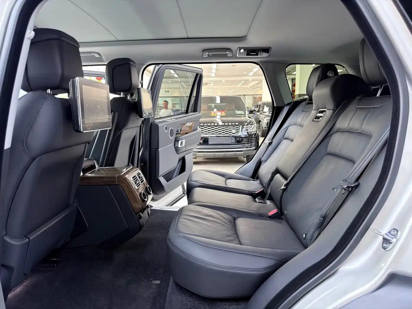 Range Rover 2019 3.0 SC V6 Legendary Long Wheelbase — миниатюра 15