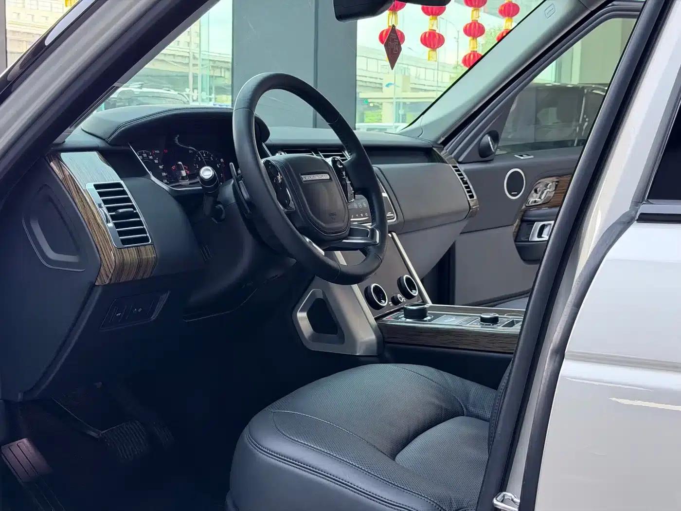 Range Rover 2019 3.0 SC V6 Legendary Long Wheelbase — миниатюра 4