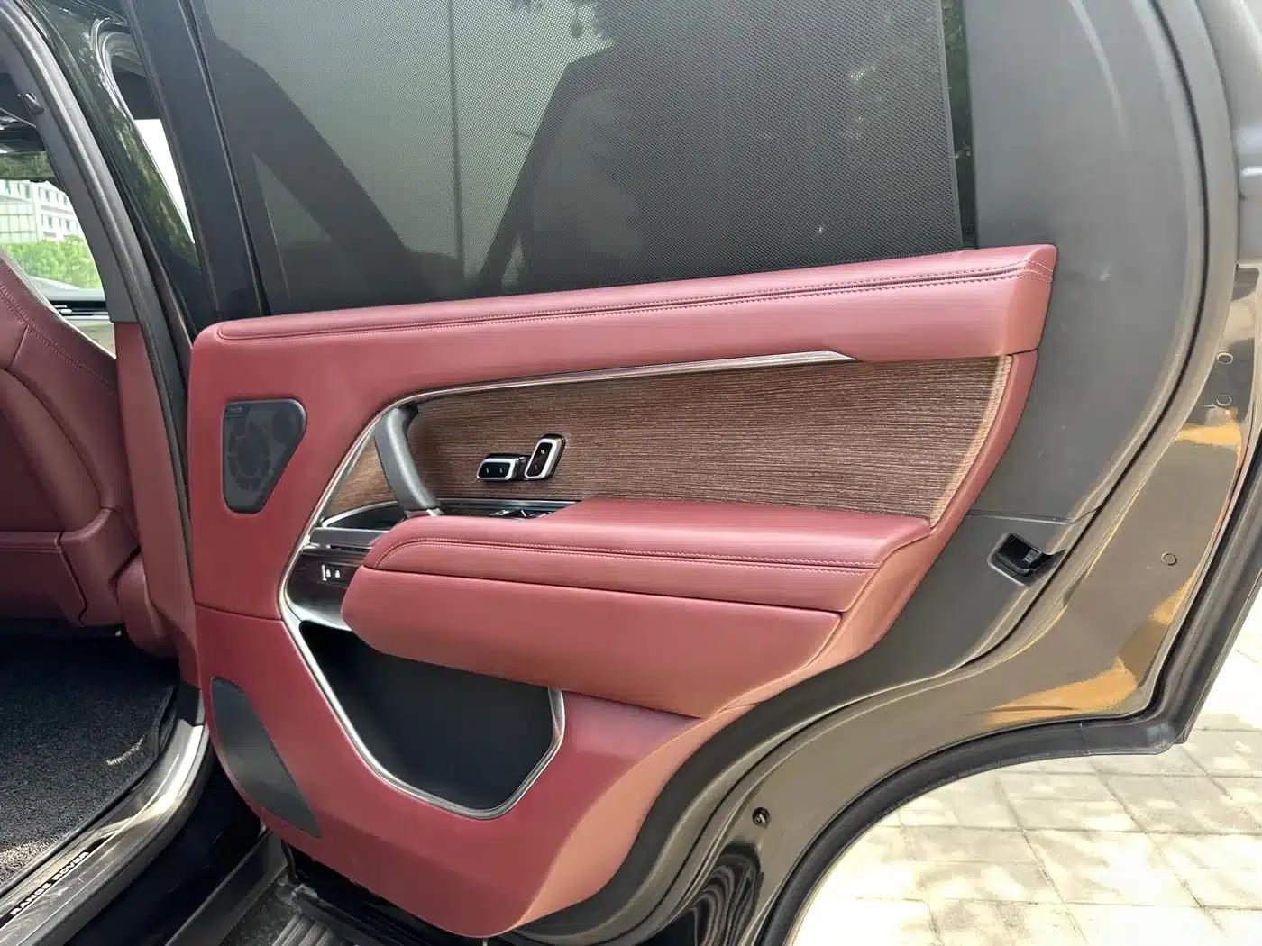 2025 Range Rover 3.0 L6 400PS Autobiography Long Wheelbase — миниатюра 8