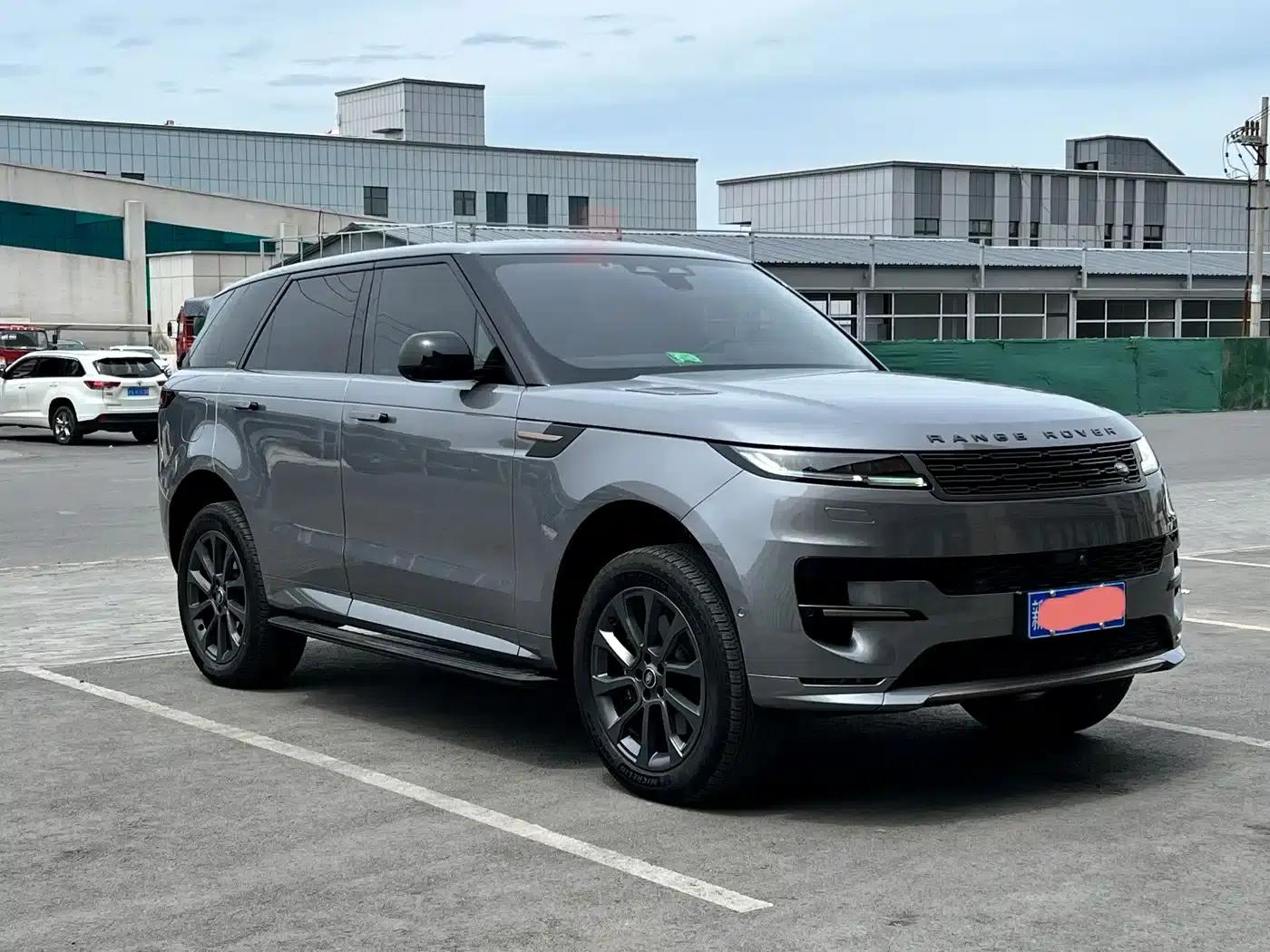 2023 Range Rover Sport 400PS Dynamic SE — миниатюра 1