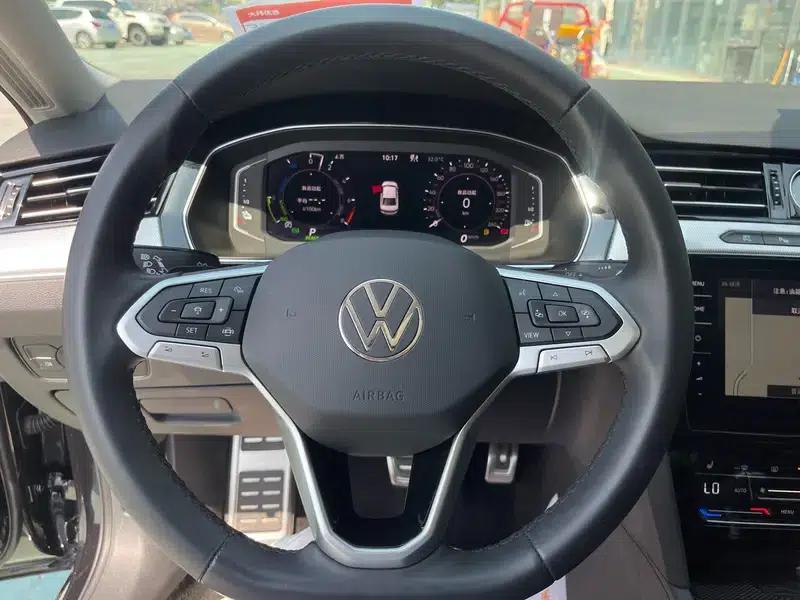 2022 Volkswagen Magotan PHEV Premium Edition — миниатюра 11