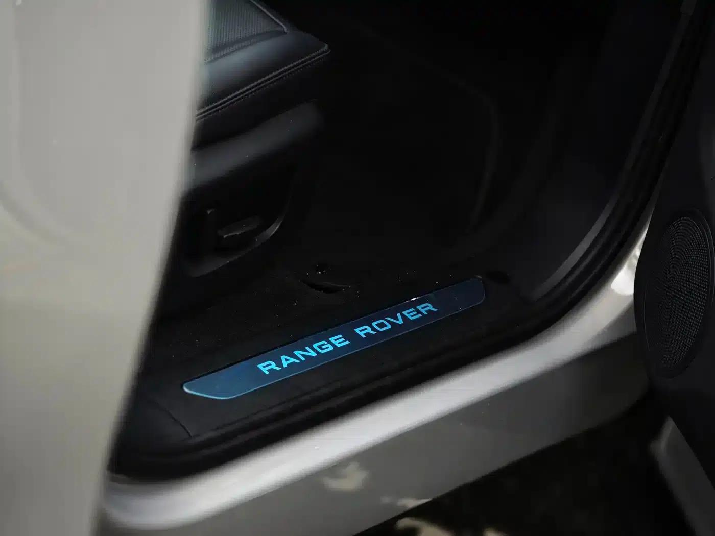 Range Rover Evoque 2023 Model: Evoque L 200PS Elite Edition — миниатюра 26